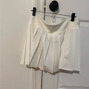 Tommy Bahama White Pleated Mini Skirt